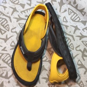 Columbia Techlite Yellow & Black Flip Flip 7